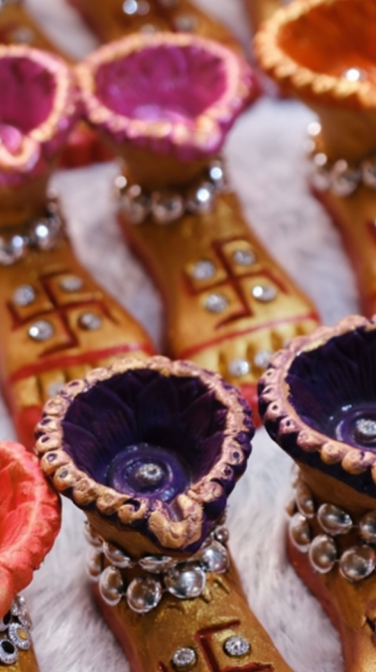 shopncelebrate diwali diyas collection