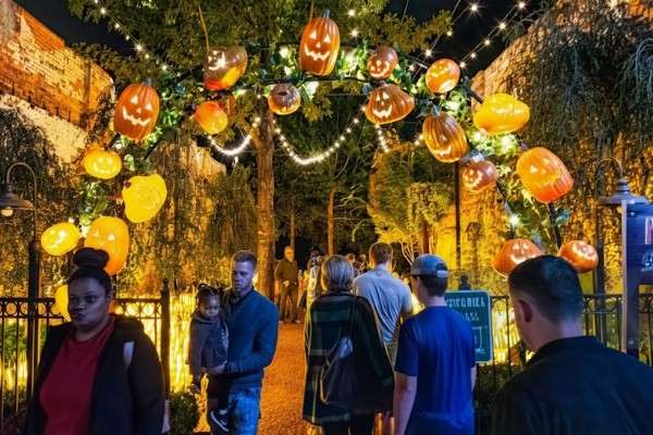 How Modern Halloween Is Celebrated?
